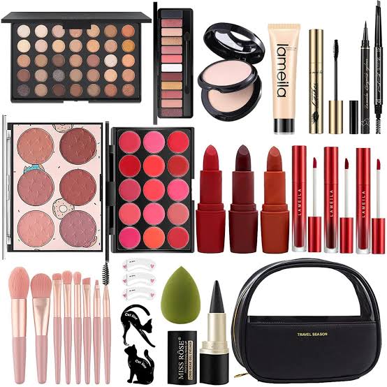 Make Up Kit Complete
